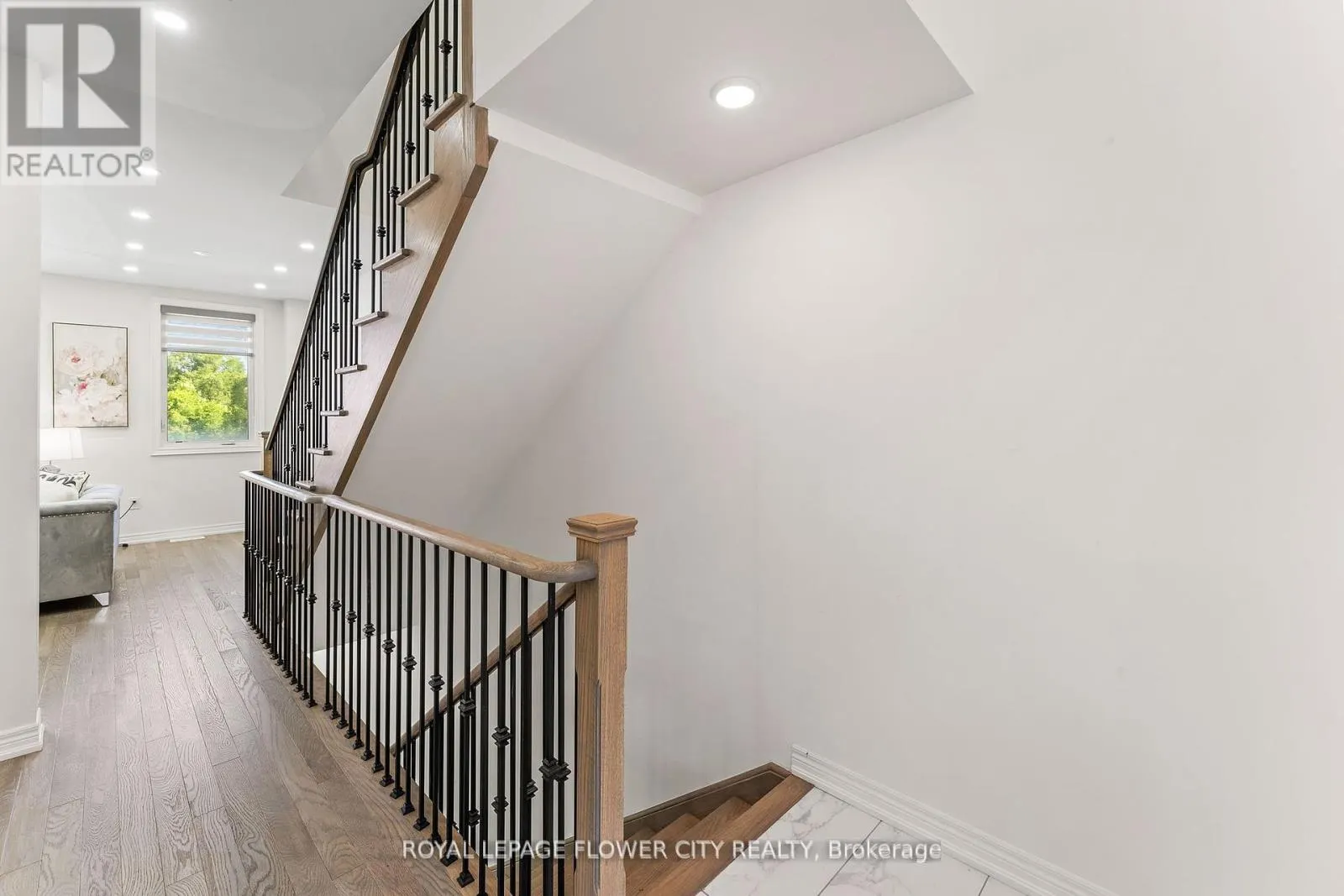 38 QUEENPOST DRIVE