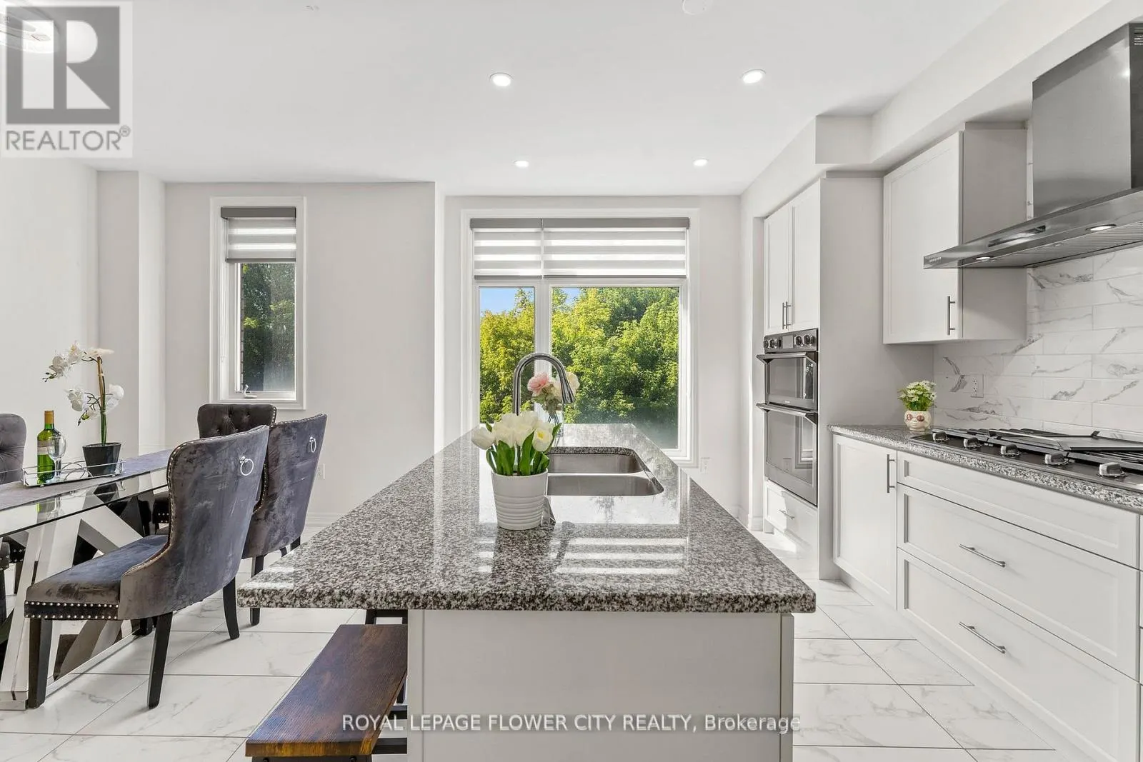 38 QUEENPOST DRIVE