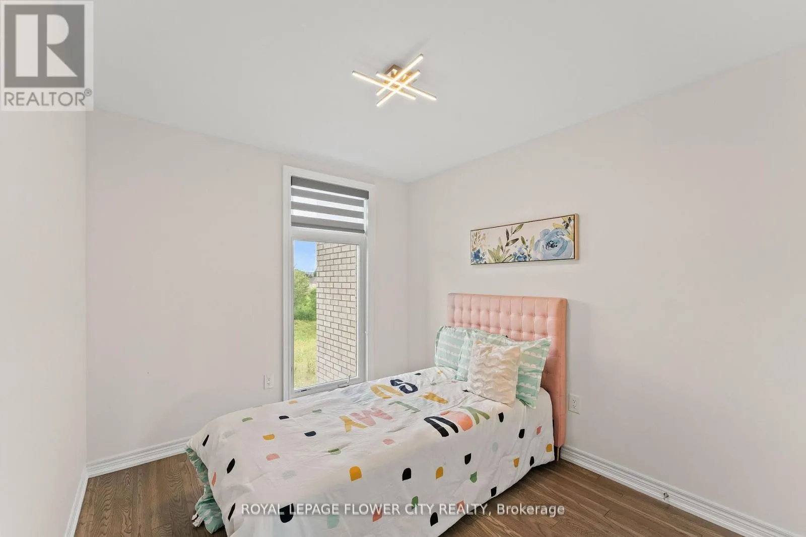 38 QUEENPOST DRIVE