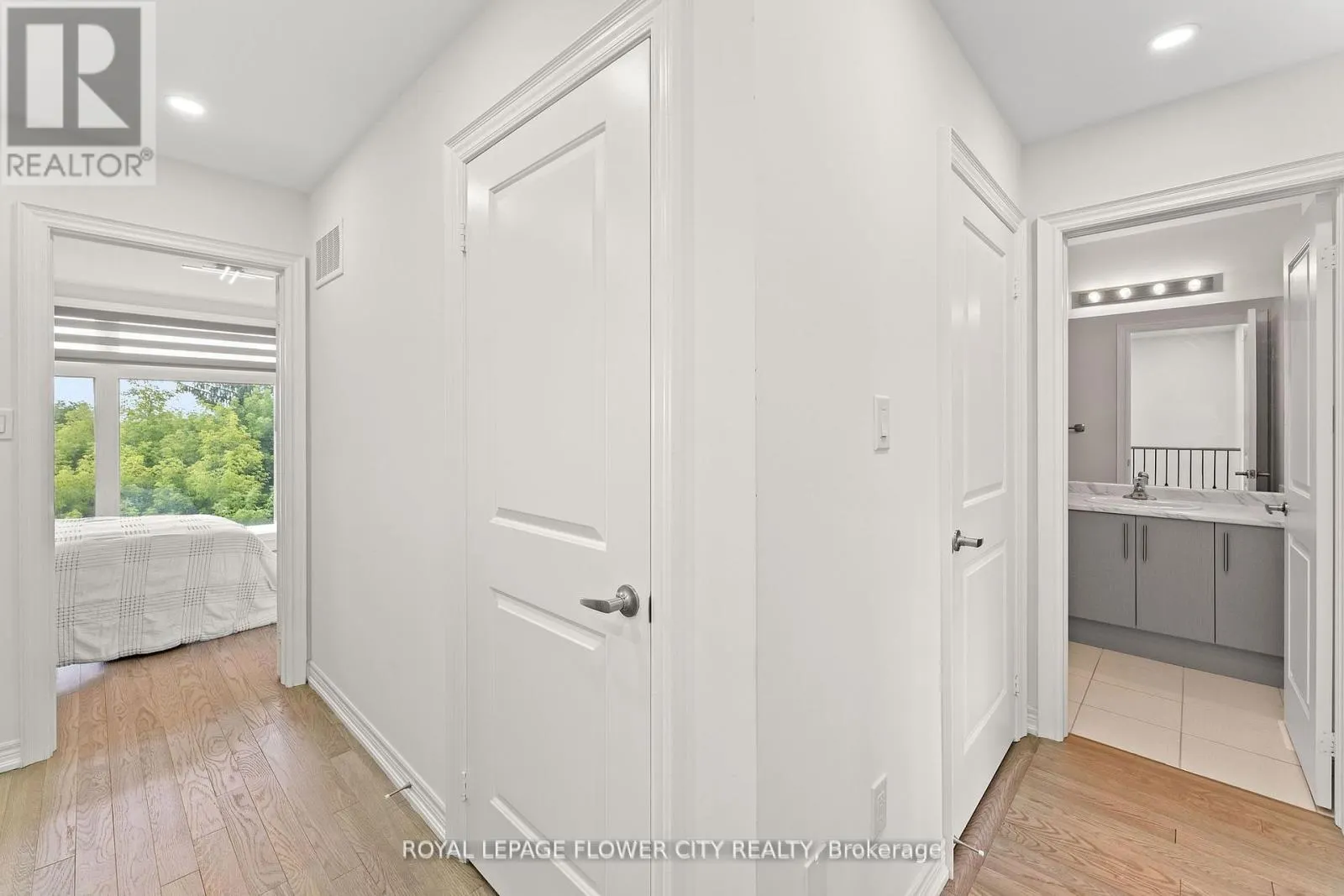 38 QUEENPOST DRIVE