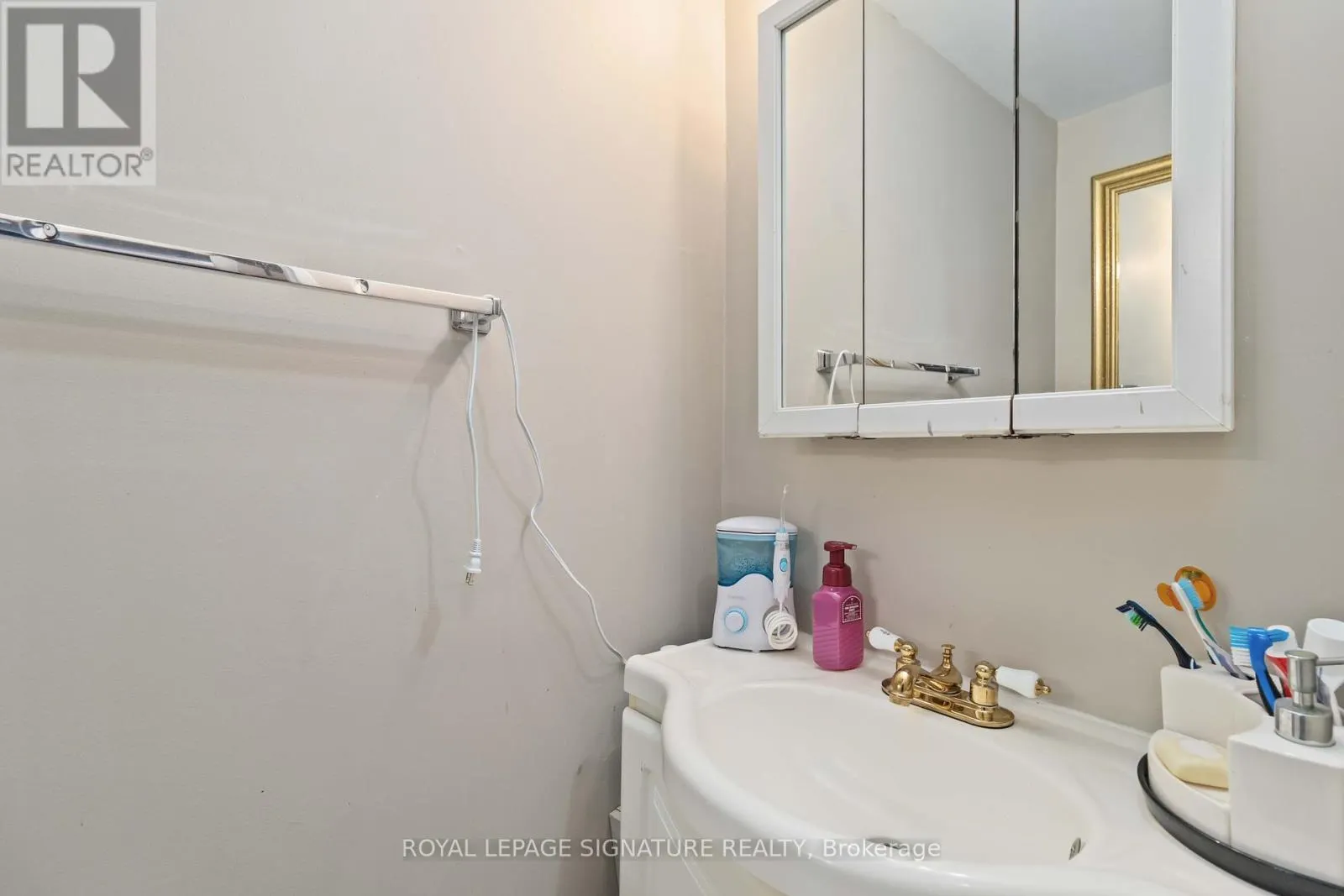 512 - 1615 BLOOR STREET