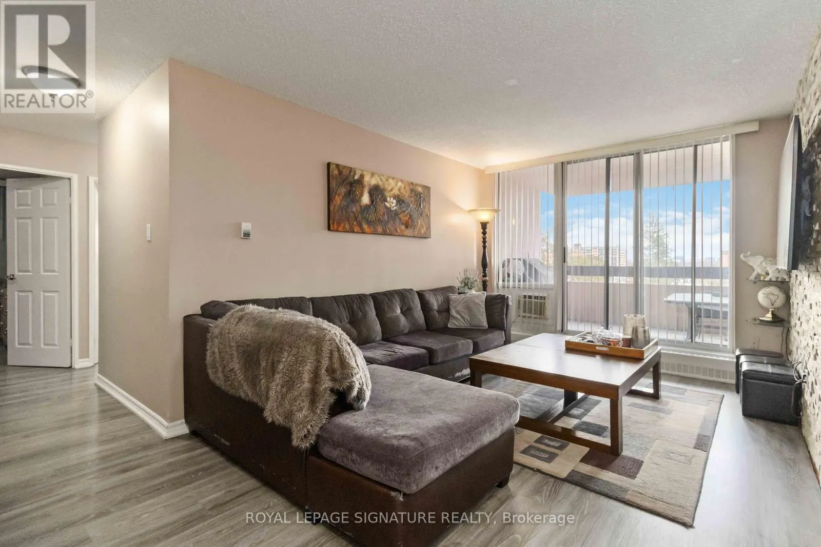 512 - 1615 BLOOR STREET