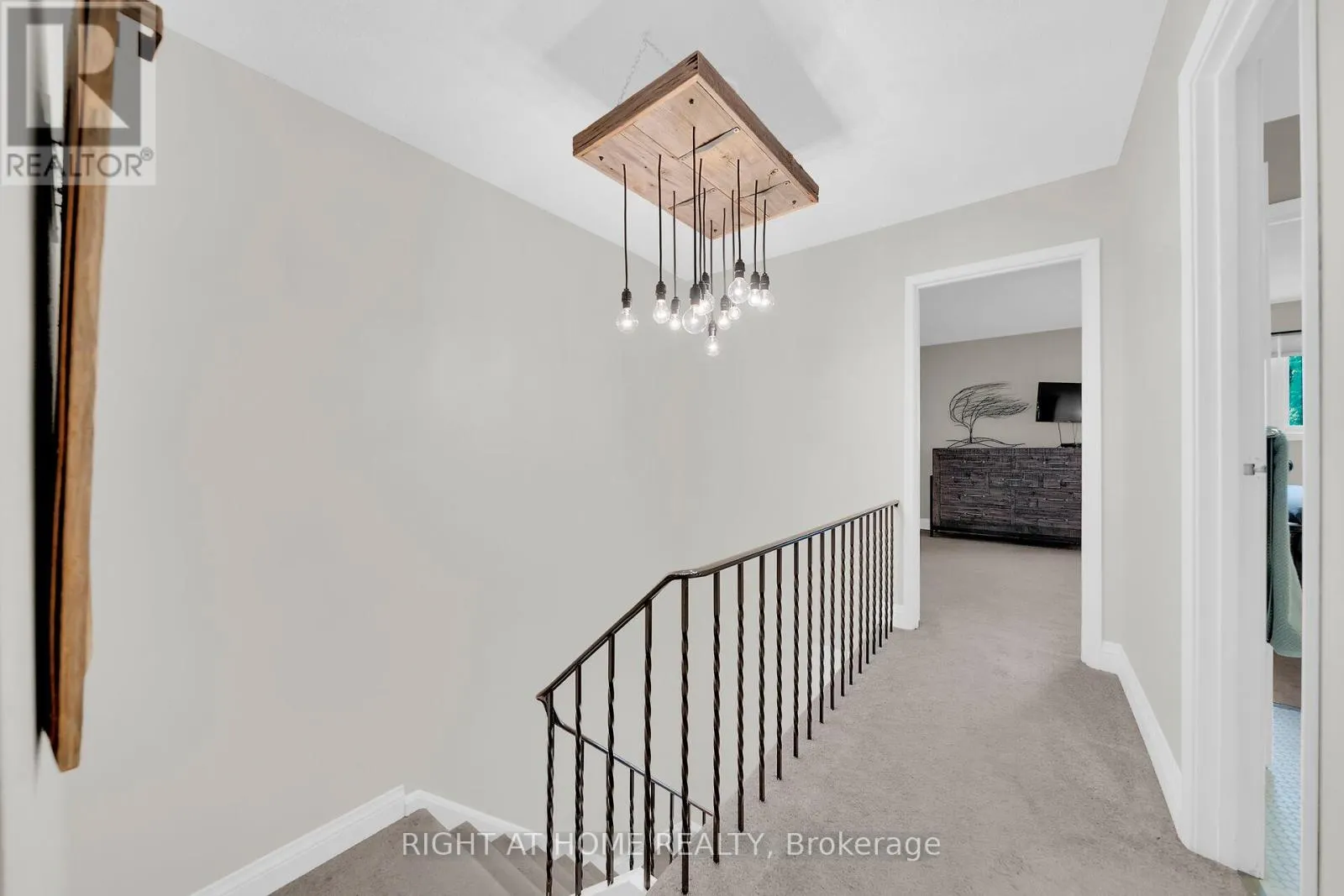 129 - 2301 CAVENDISH DRIVE