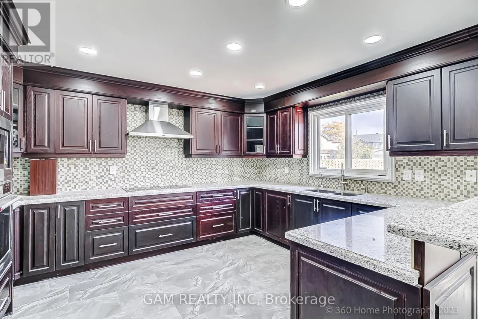 ( MAIN) - 1721 VILLAGE VIEW PLACE