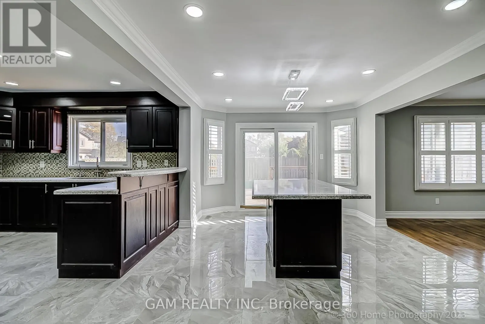 ( MAIN) - 1721 VILLAGE VIEW PLACE