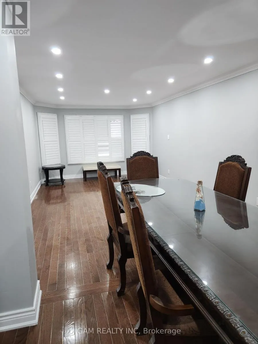( MAIN) - 1721 VILLAGE VIEW PLACE