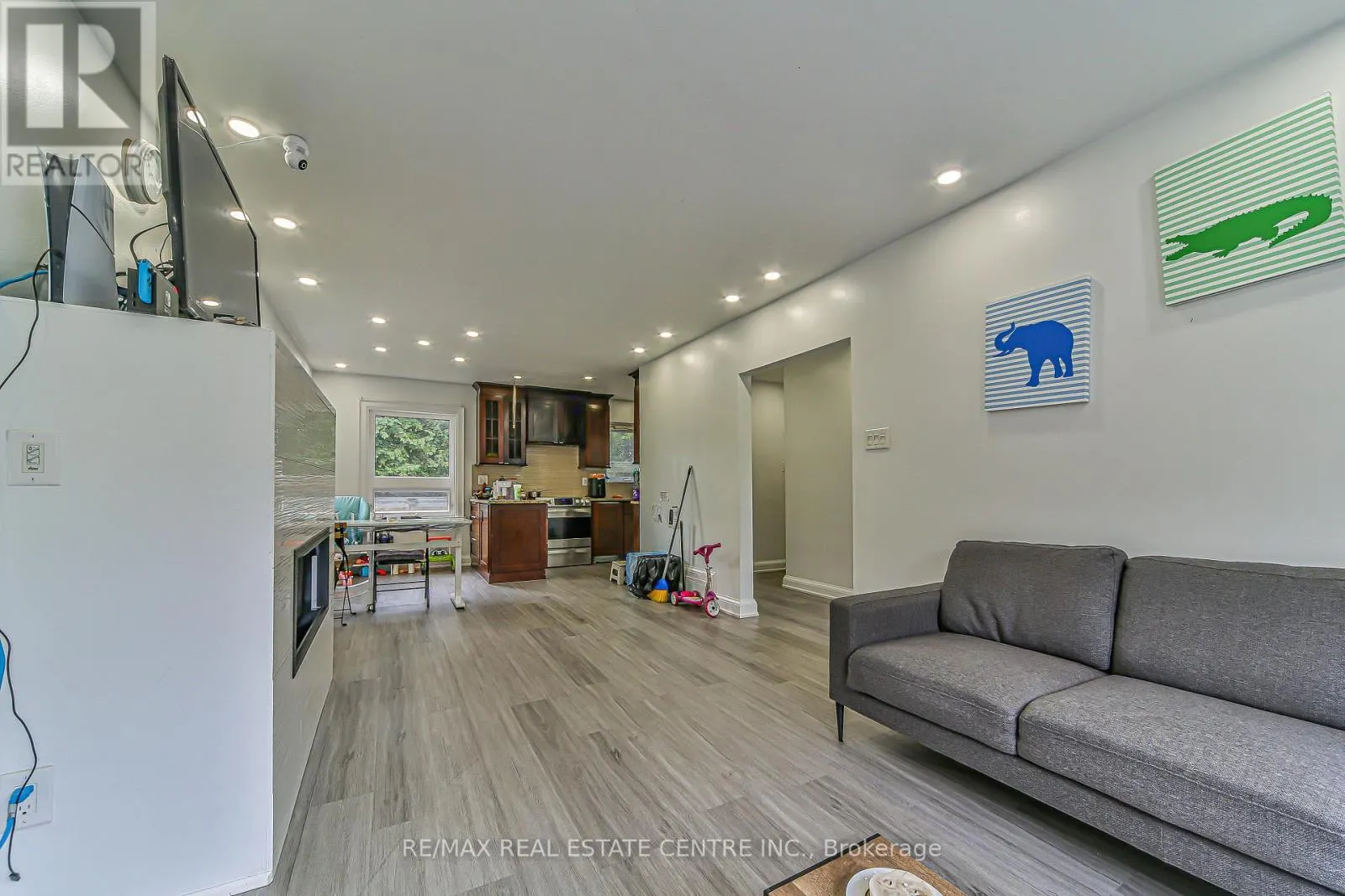 1292 CROSSFIELD BEND