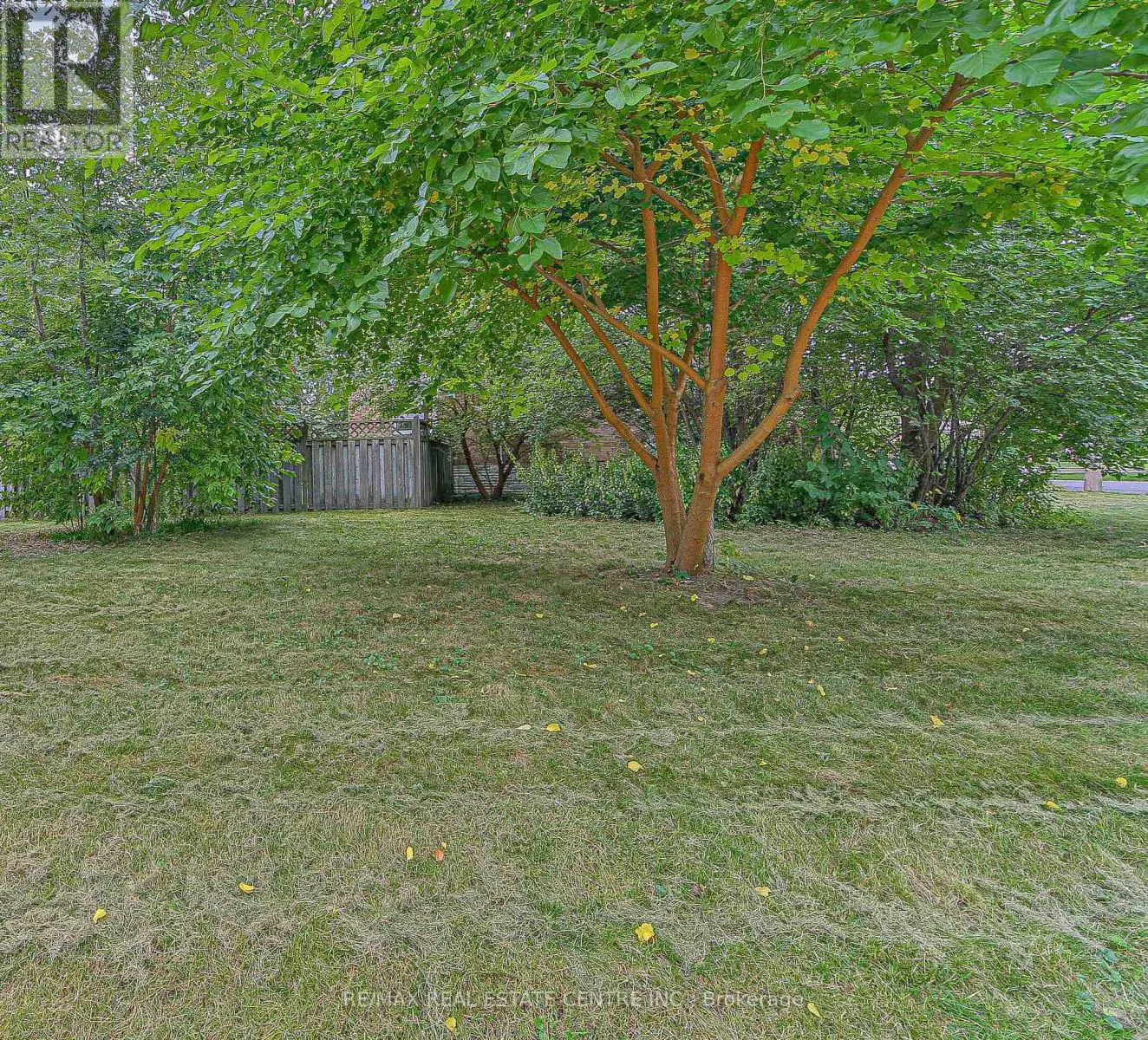1292 CROSSFIELD BEND