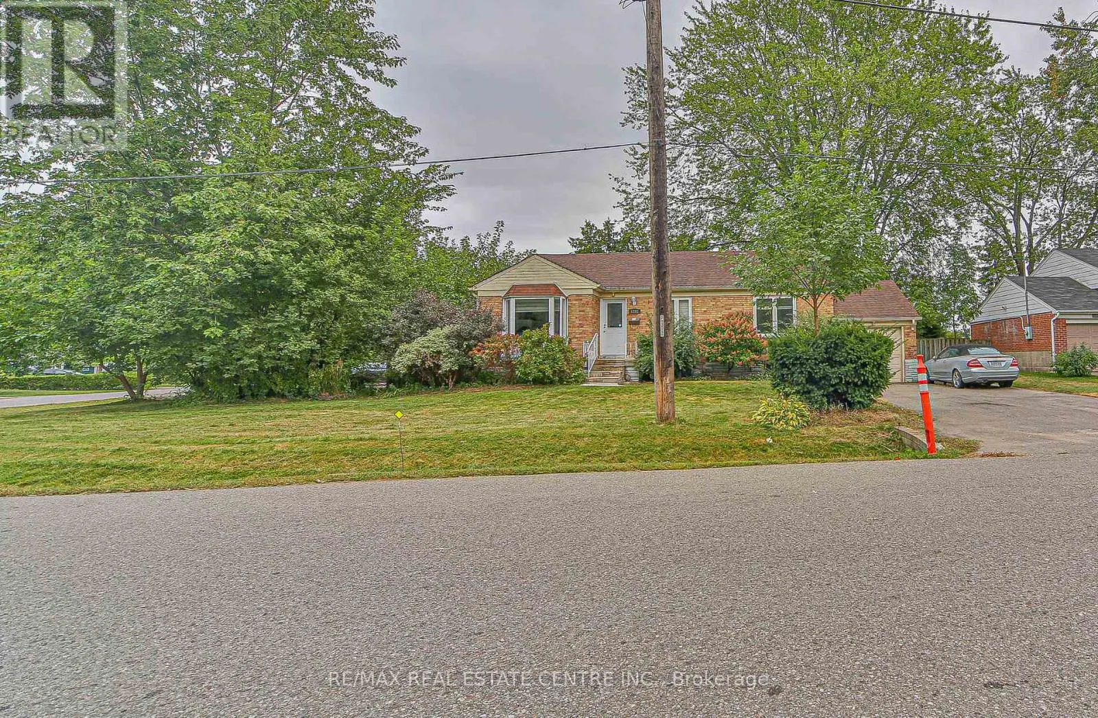 1292 CROSSFIELD BEND