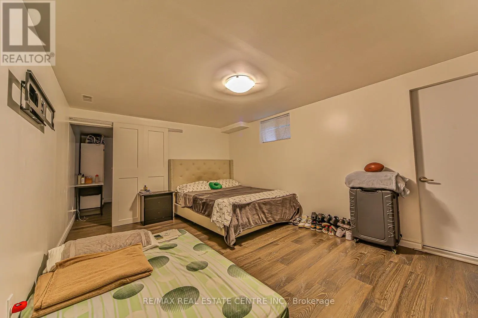 1292 CROSSFIELD BEND