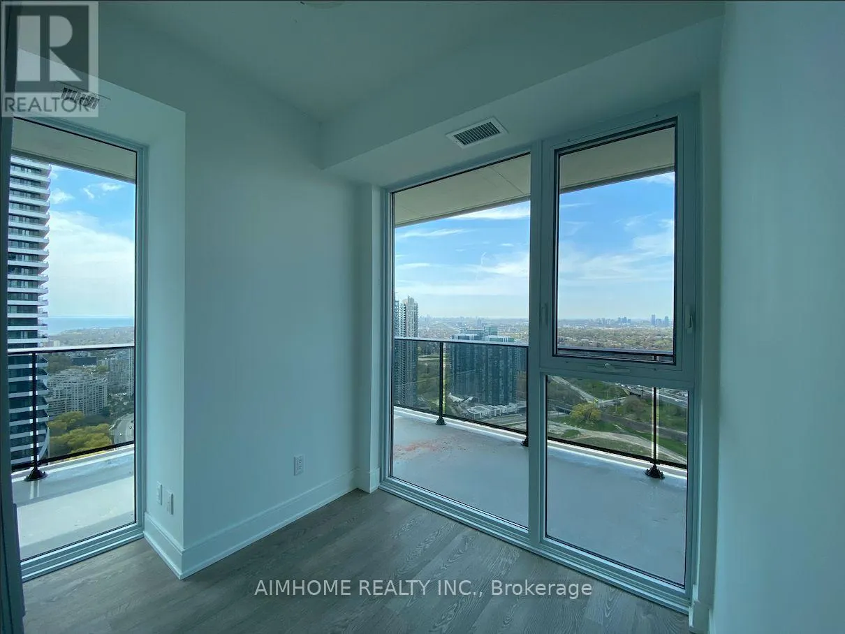 4008 - 70 ANNIE CRAIG DRIVE