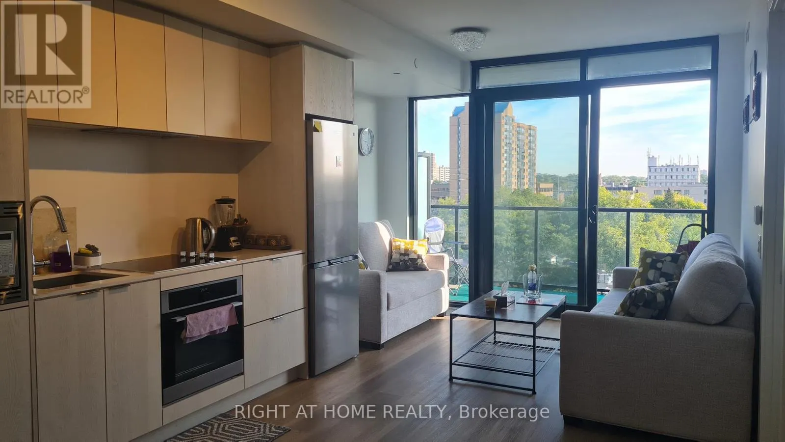 430 - 3009 NOVAR ROAD