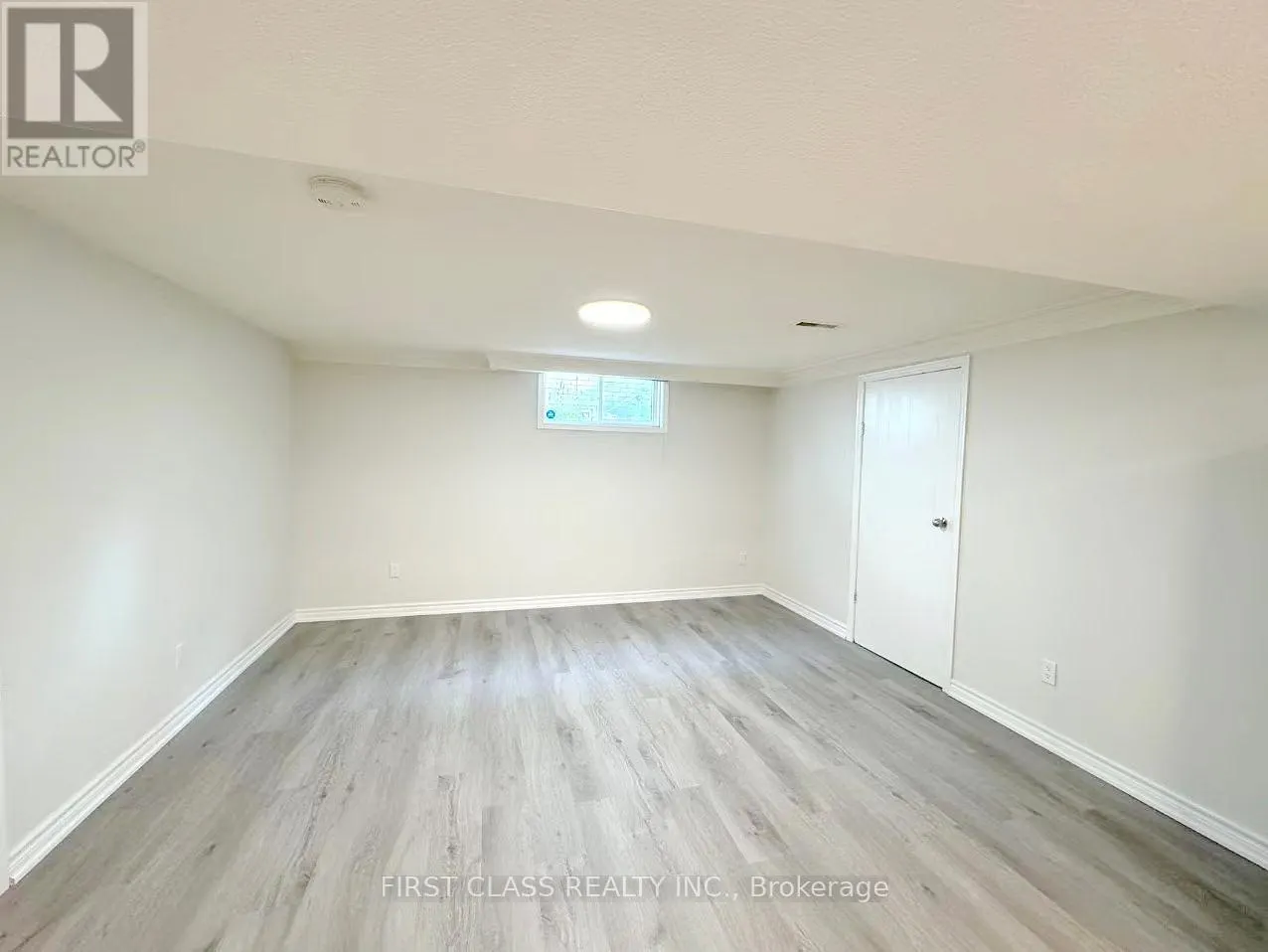 BASEMENT UNIT - 3277 CARDROSS ROAD