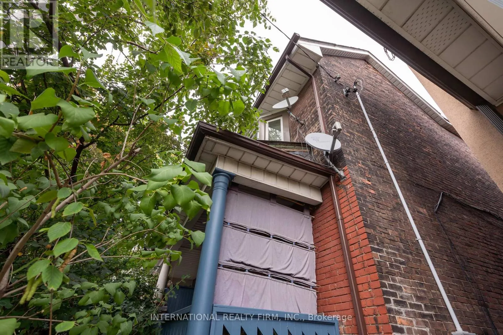 1273 LANSDOWNE AVENUE