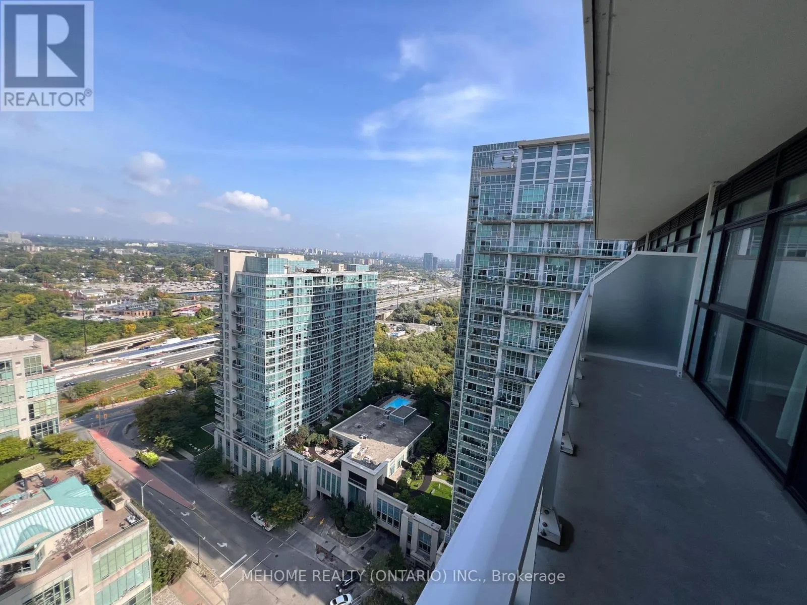 2410 - 251 MANITOBA STREET