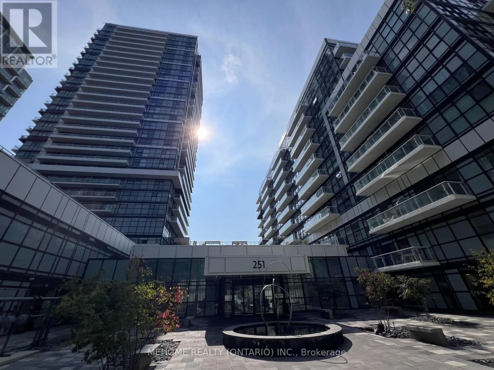 2410 - 251 MANITOBA STREET