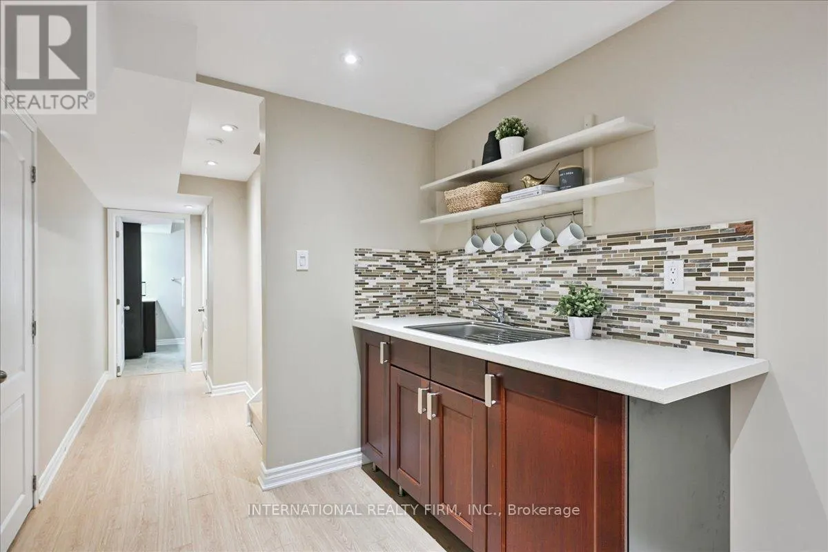 32 - 1489 HERITAGE WAY