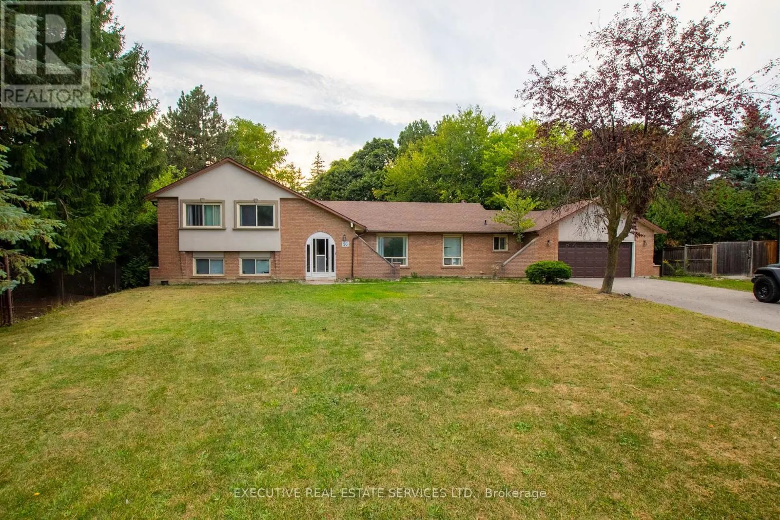 26 WADSWORTH CIRCLE
