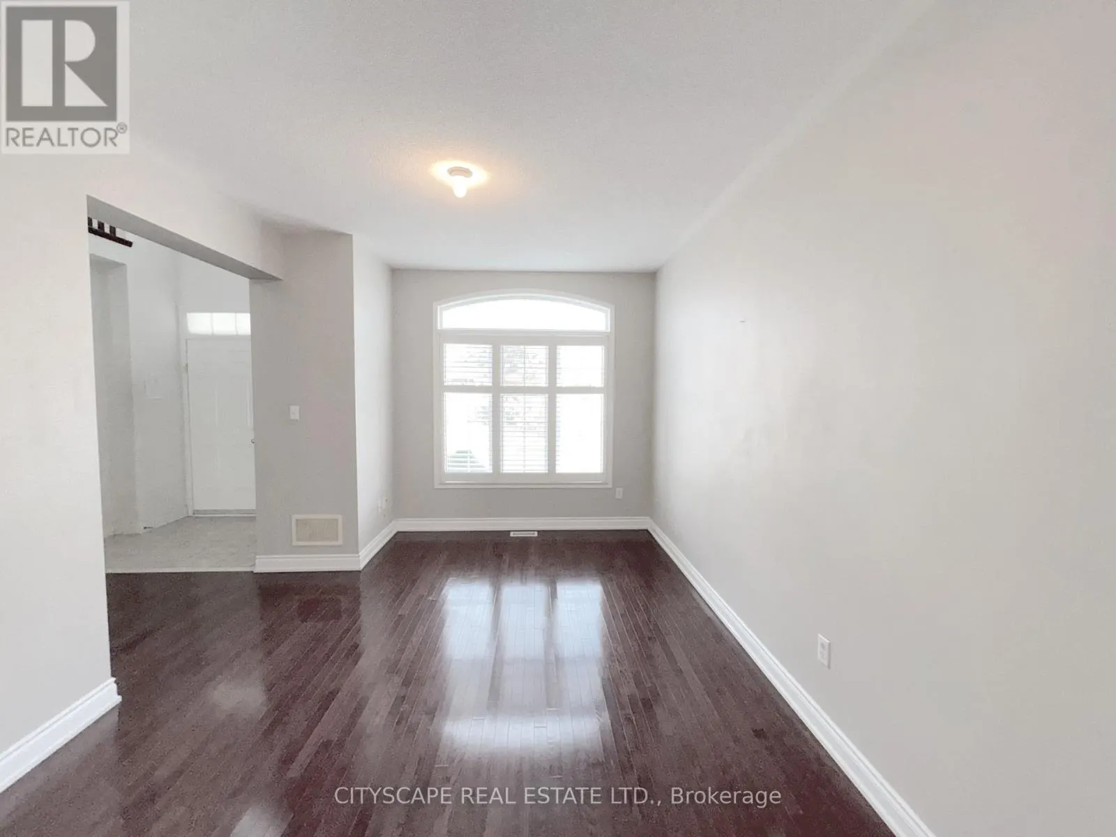 32 TAWNBERRY CIRCLE