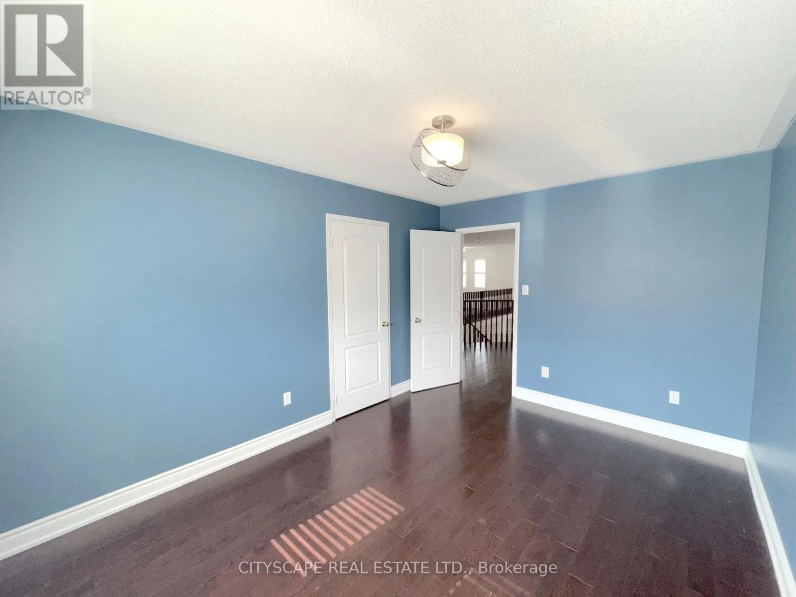 32 TAWNBERRY CIRCLE