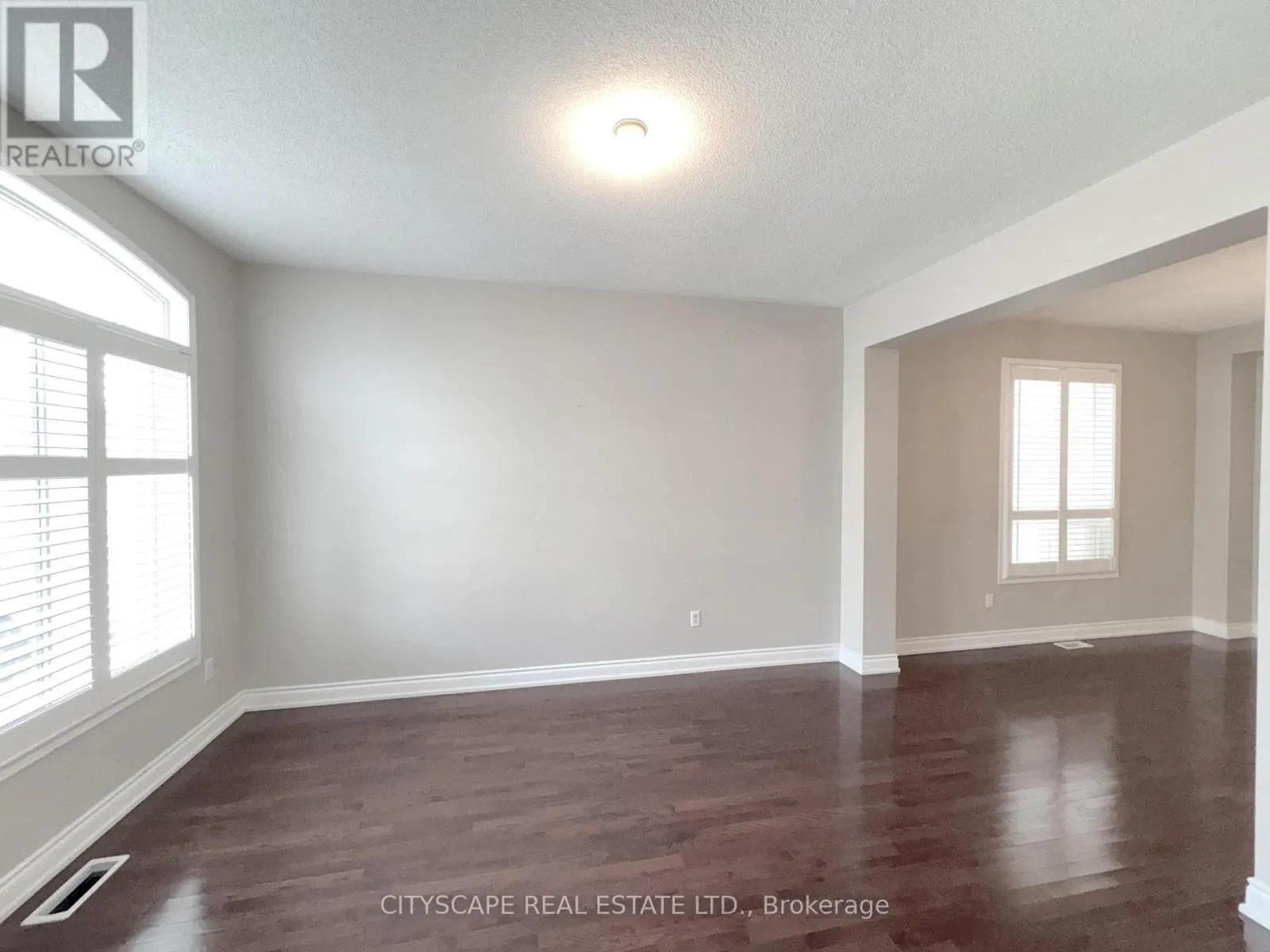 32 TAWNBERRY CIRCLE