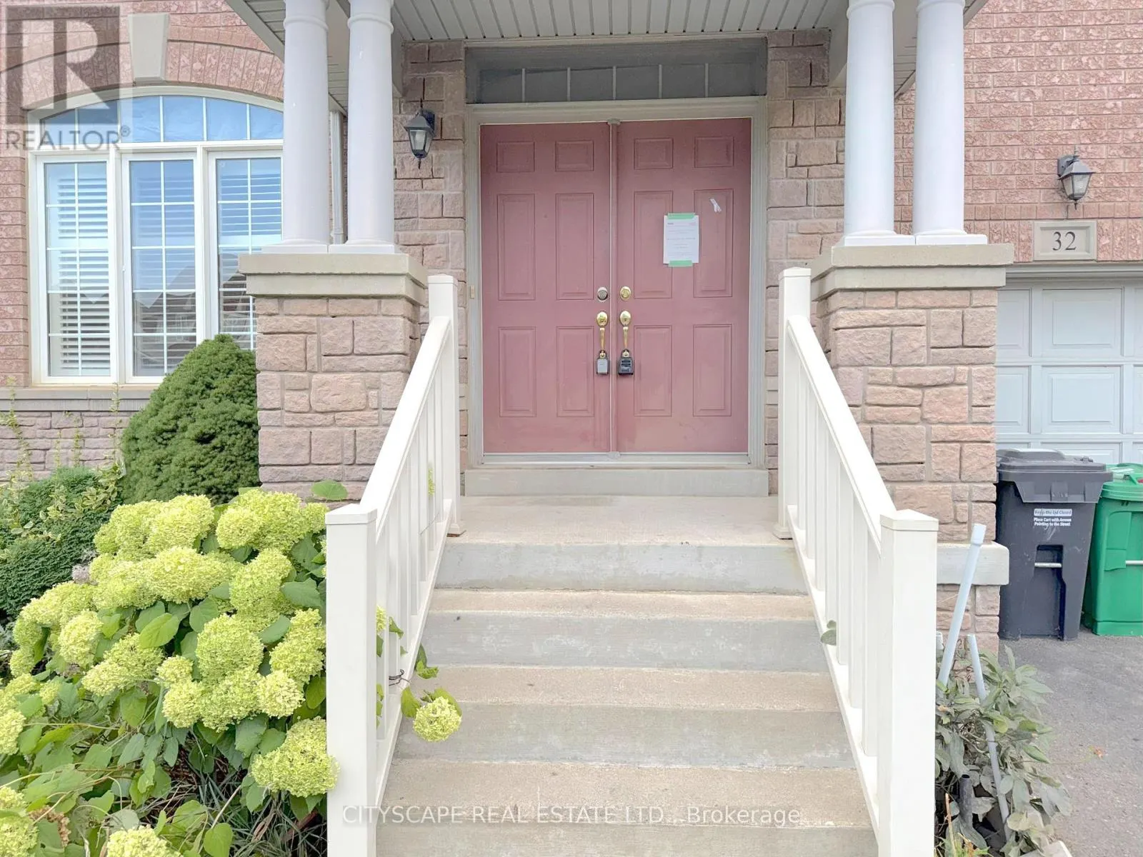 32 TAWNBERRY CIRCLE
