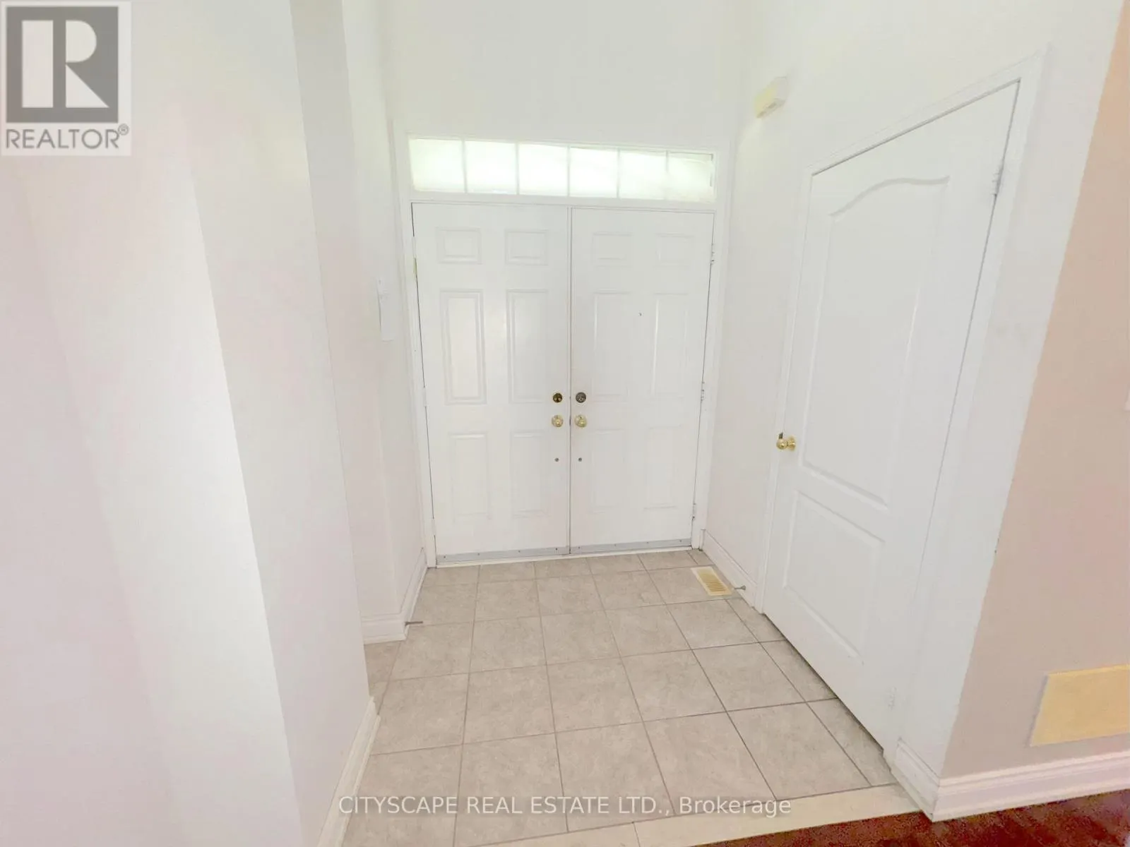 32 TAWNBERRY CIRCLE