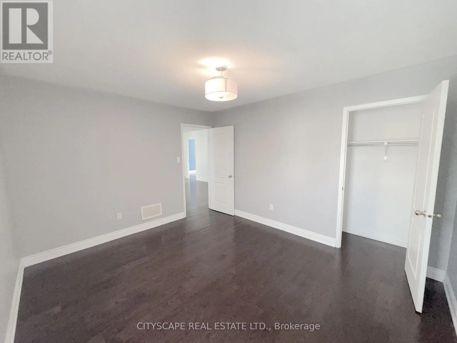 32 TAWNBERRY CIRCLE