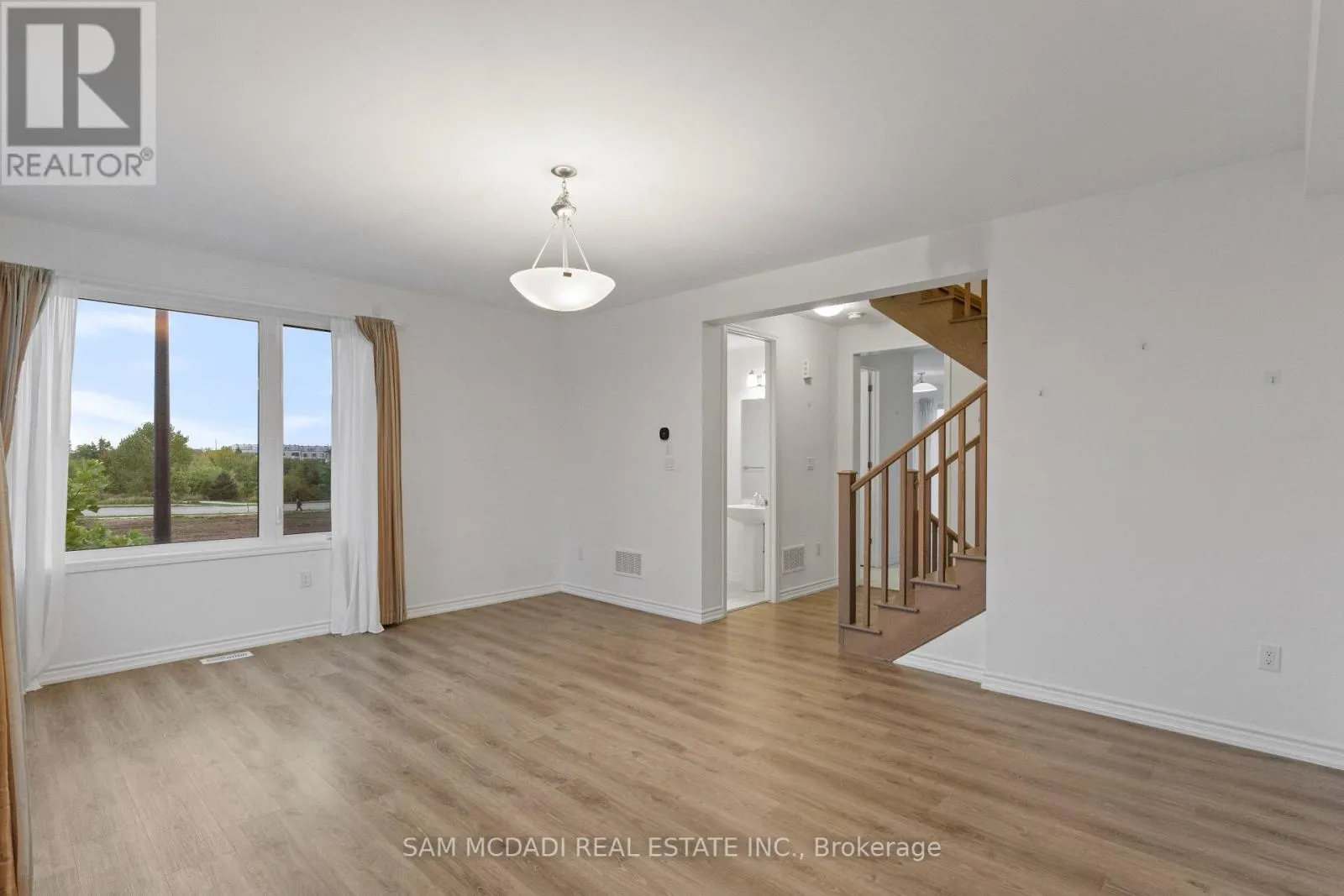 63 - 85 GROVEWOOD COMMON