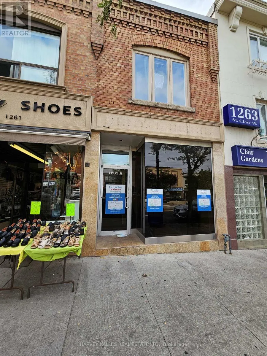 1261 A ST.CLAIR AVENUE W