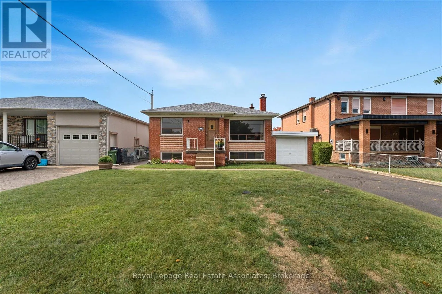 6 BERRYTON AVENUE