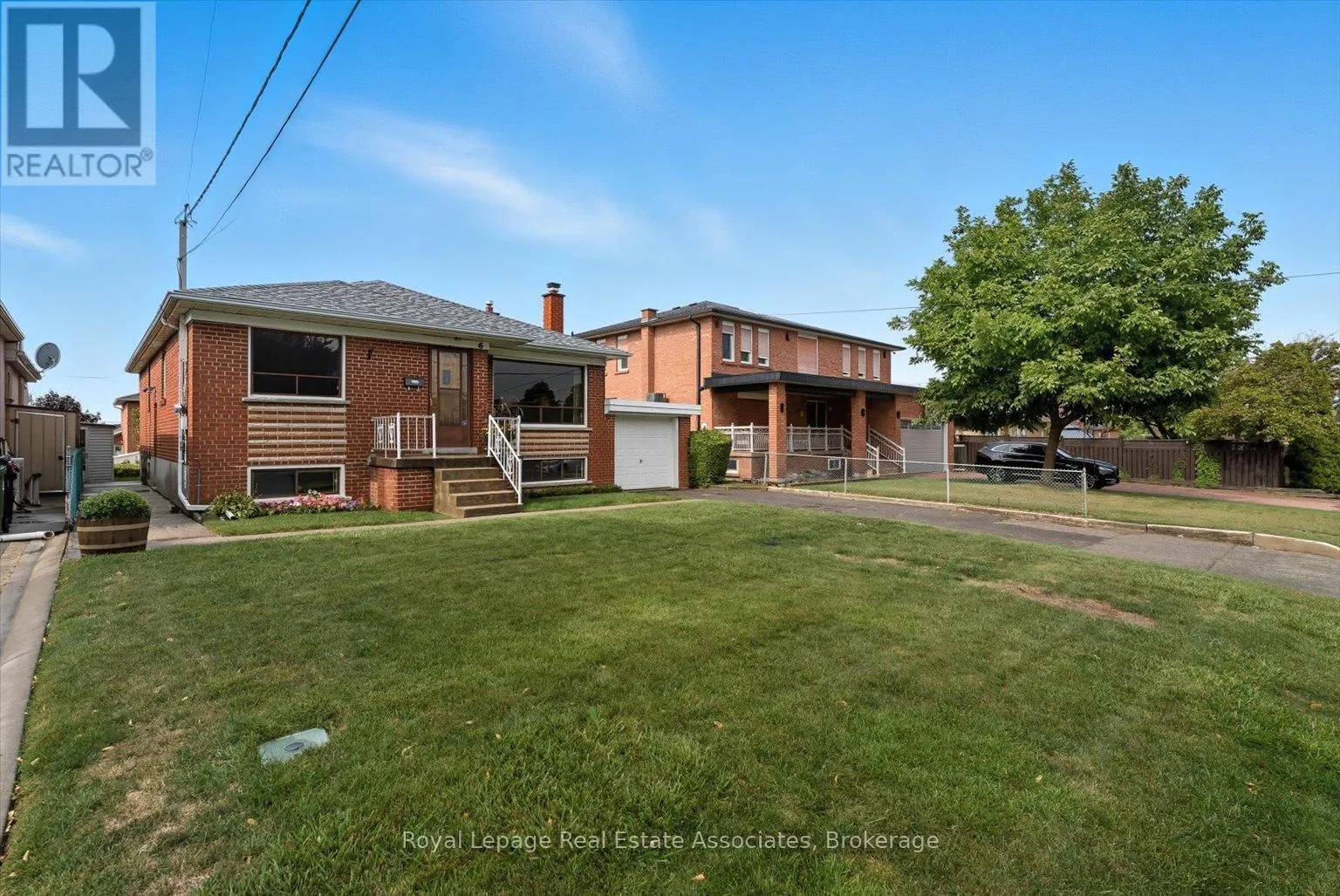 6 BERRYTON AVENUE