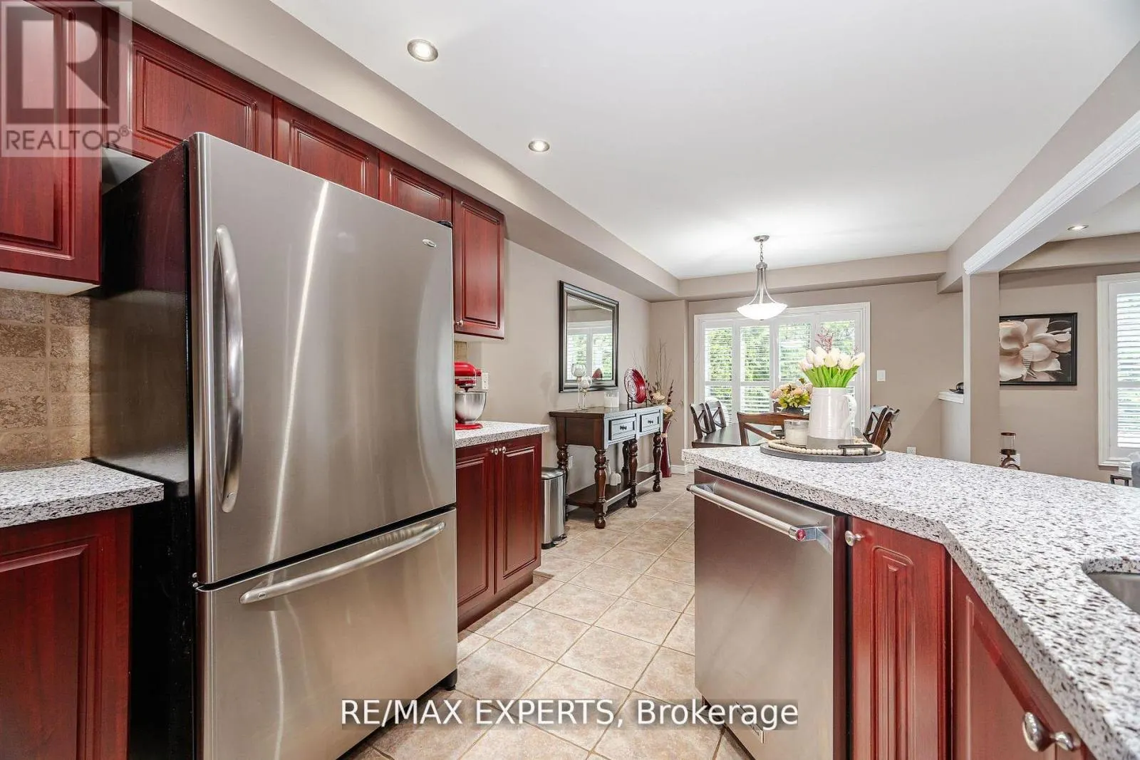 5 LEAMSTER TRAIL