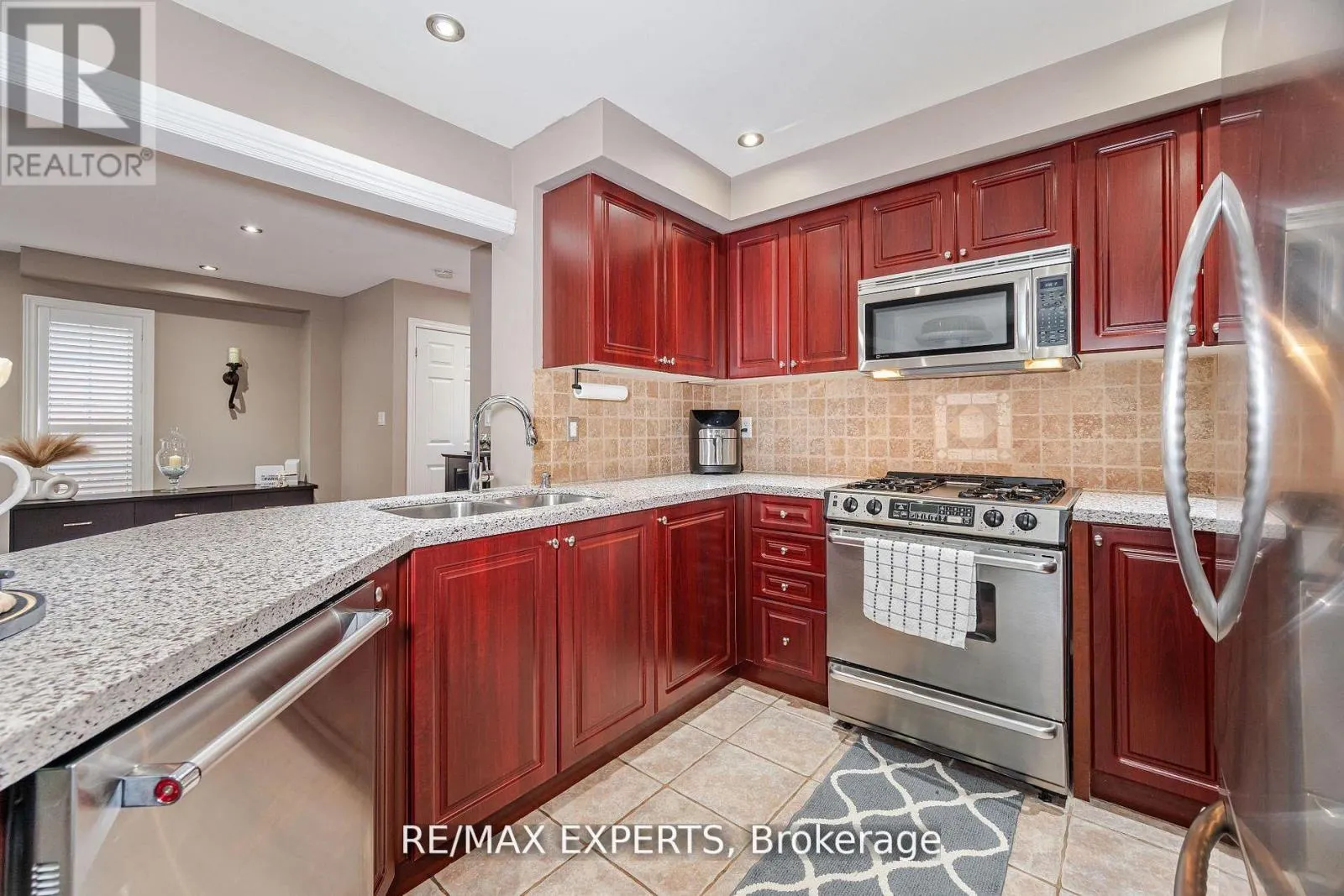 5 LEAMSTER TRAIL