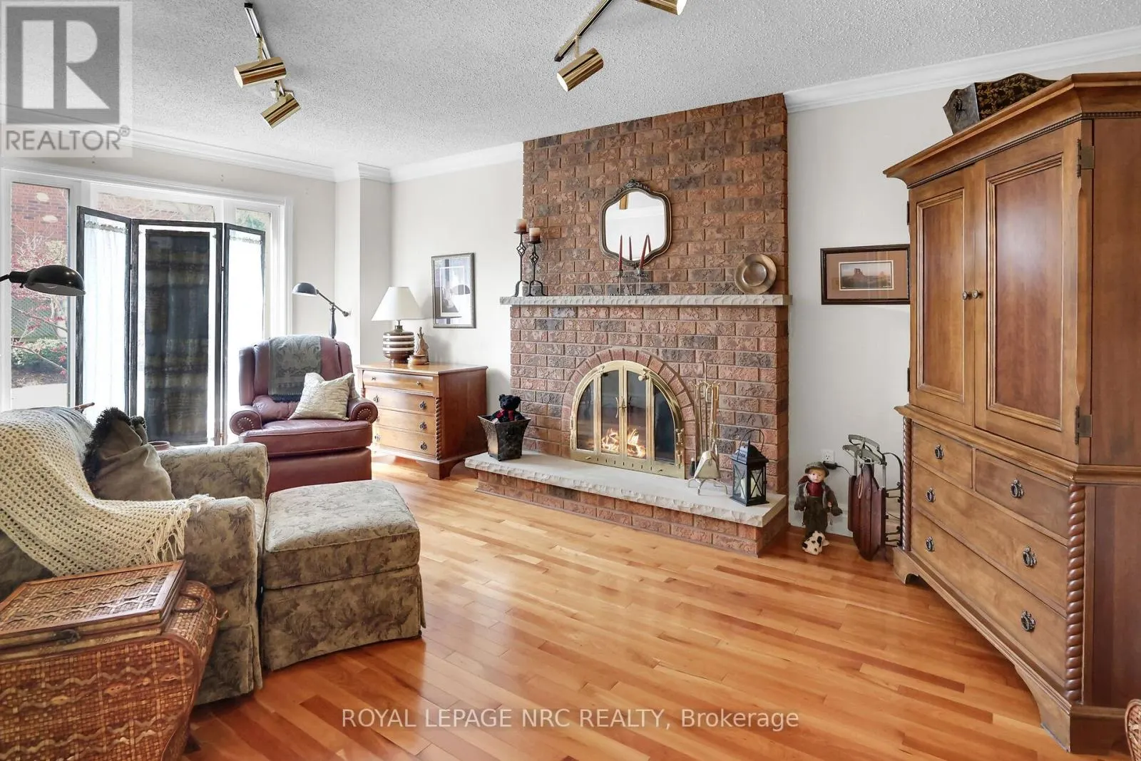 1152 RUSHBROOKE DRIVE