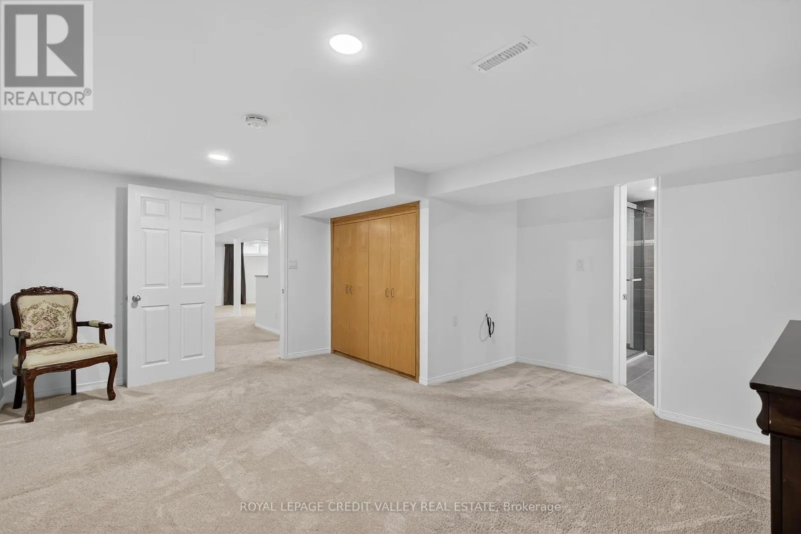 23 CALDWELL CRESCENT
