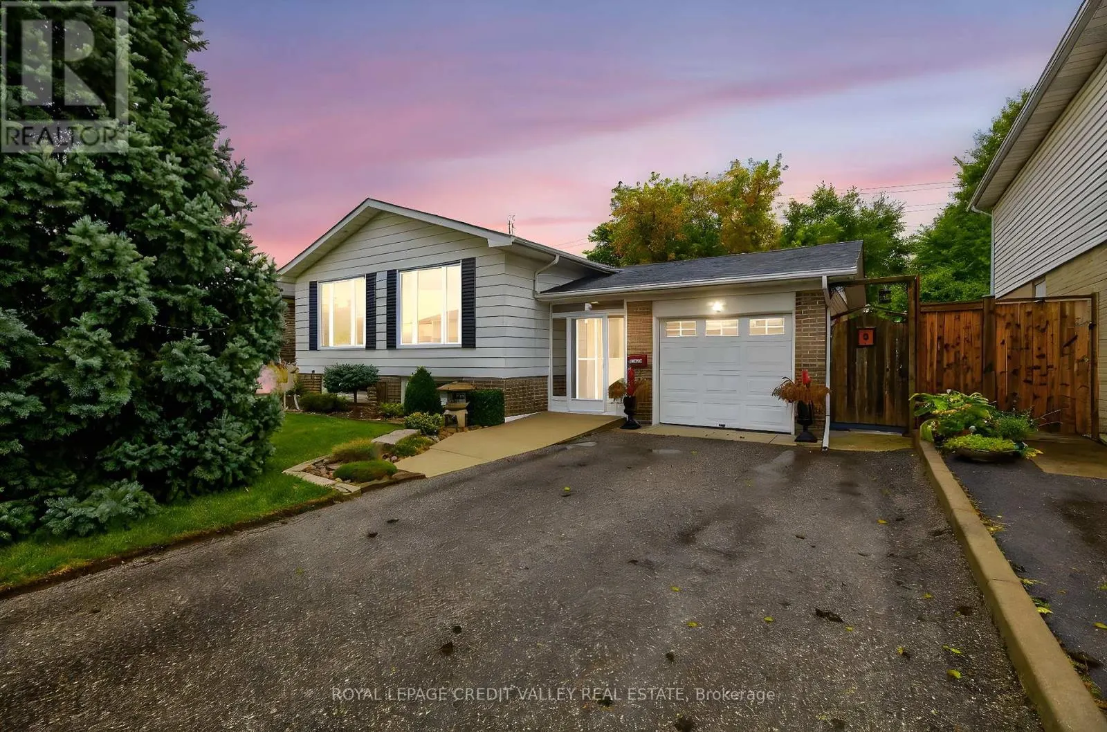 23 CALDWELL CRESCENT