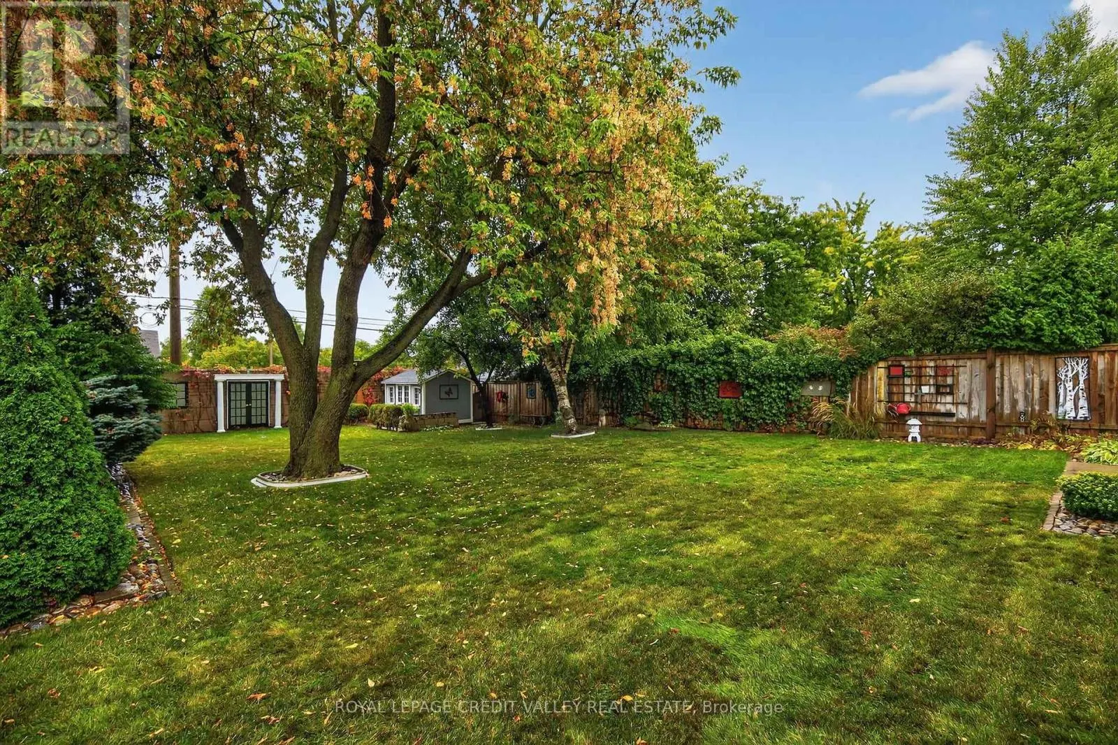 23 CALDWELL CRESCENT