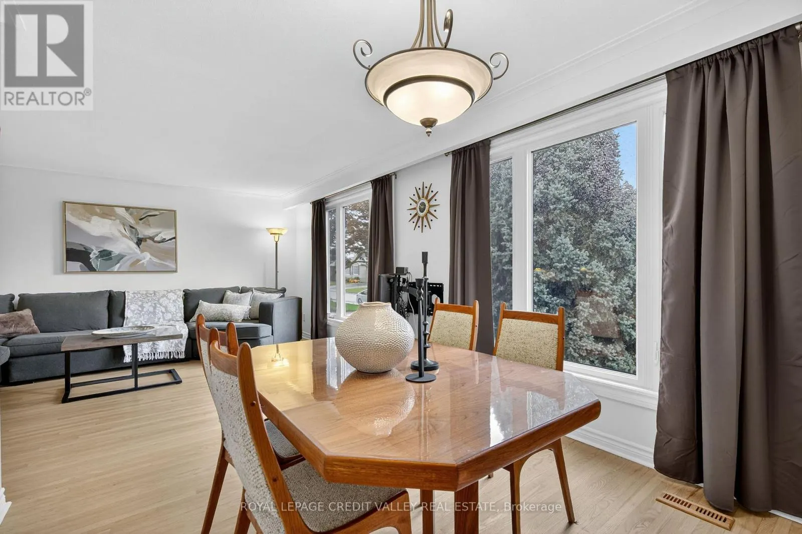 23 CALDWELL CRESCENT