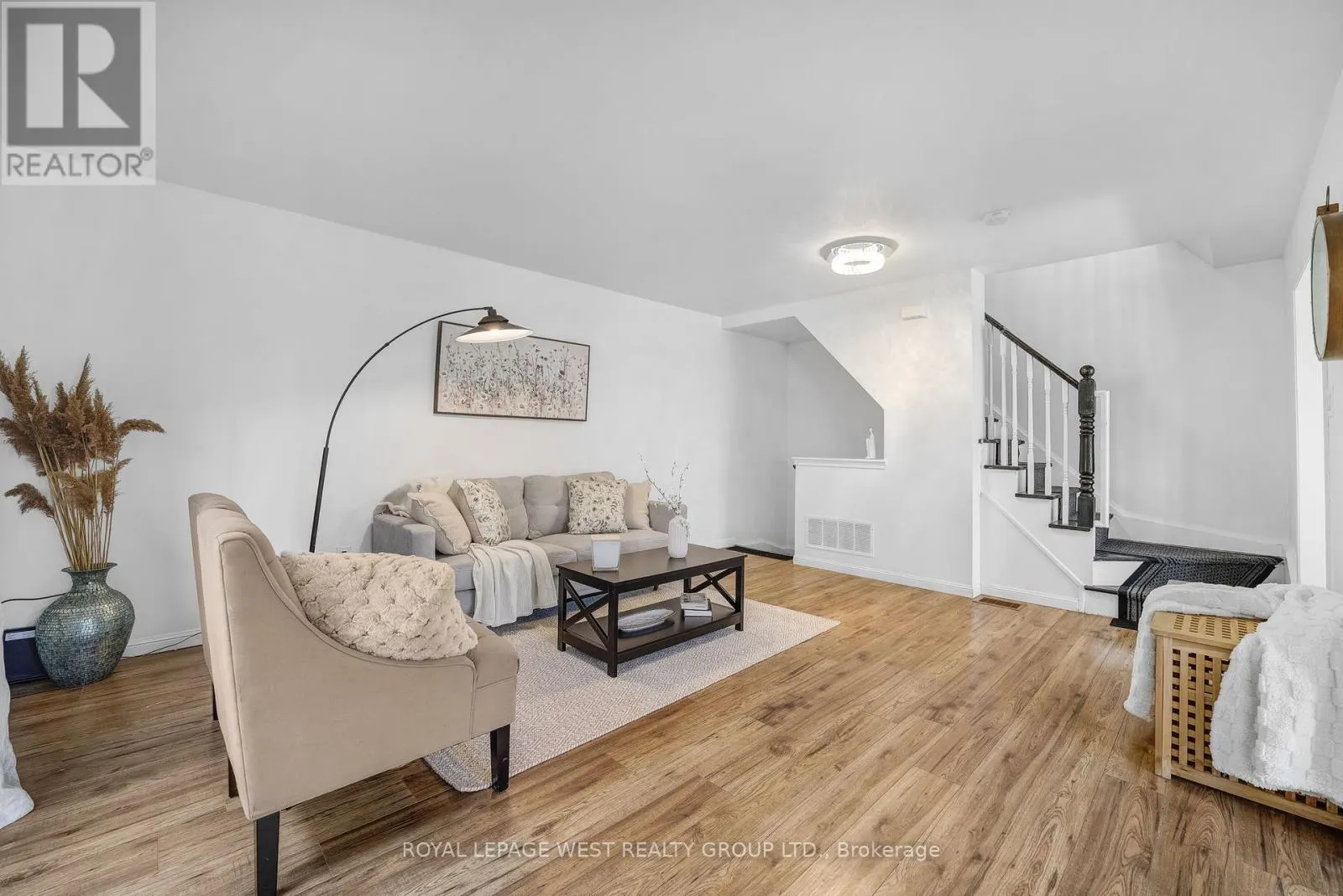 551 PHARO POINT