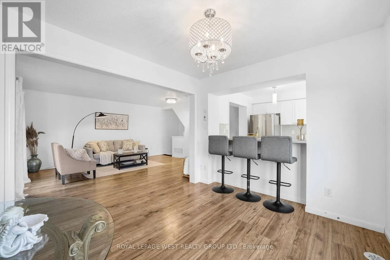 551 PHARO POINT