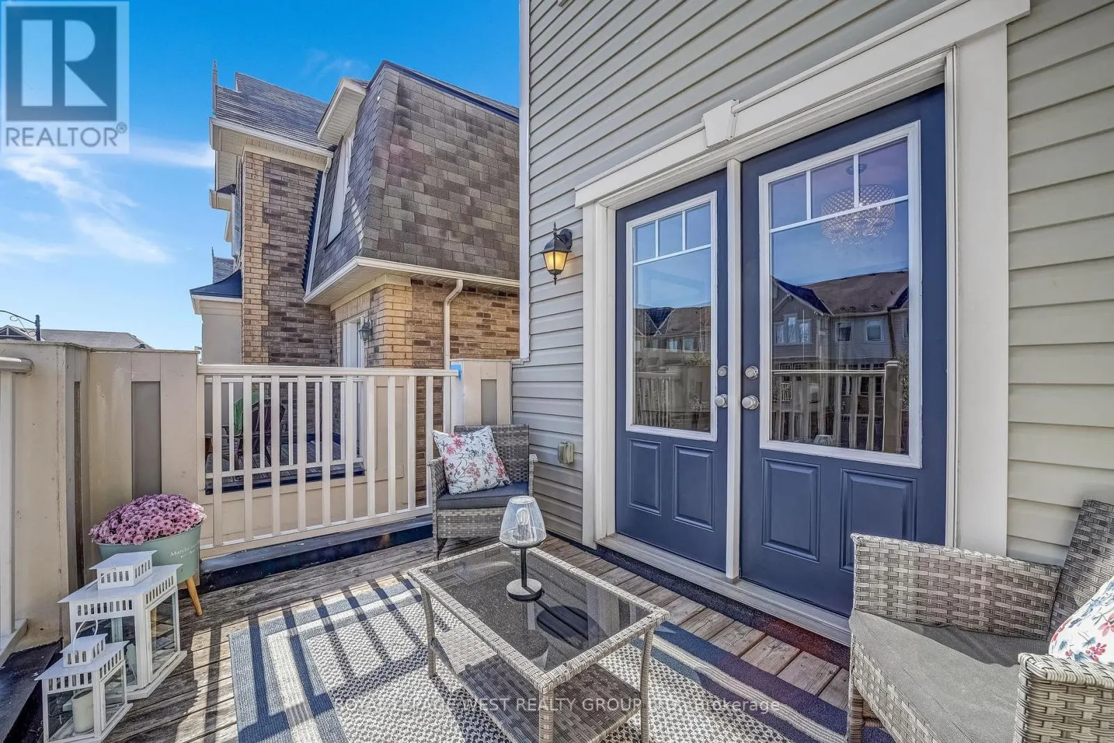 551 PHARO POINT