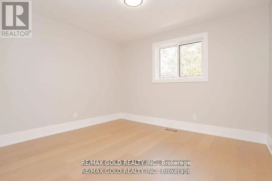 41 DANESBURY CRESCENT