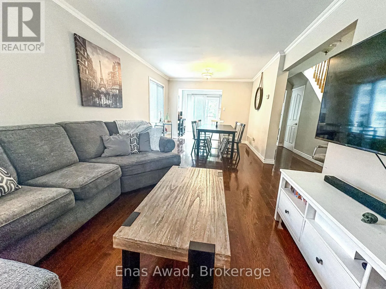 3072 PATRICK CRESCENT