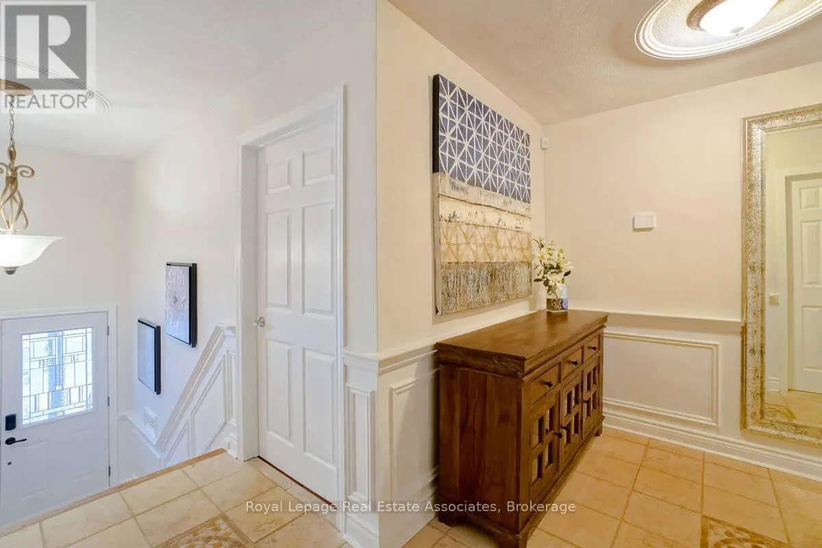 23 ROSEMEADE AVENUE