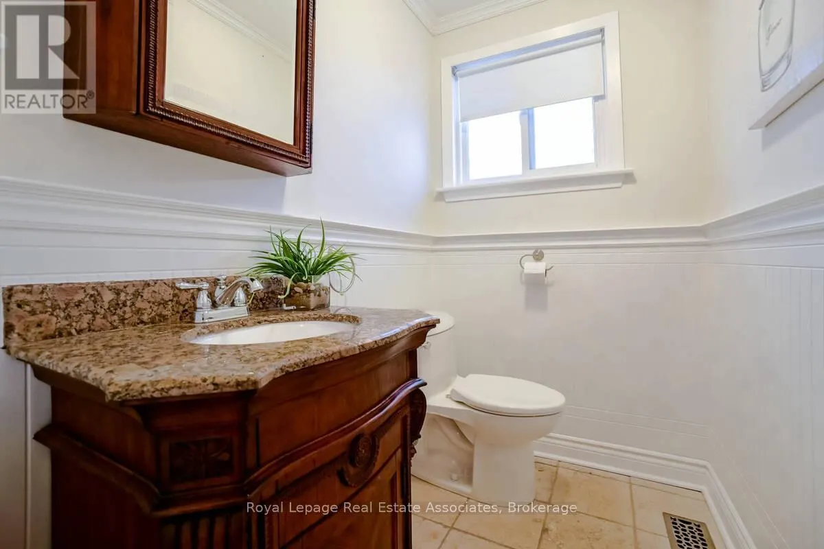 23 ROSEMEADE AVENUE