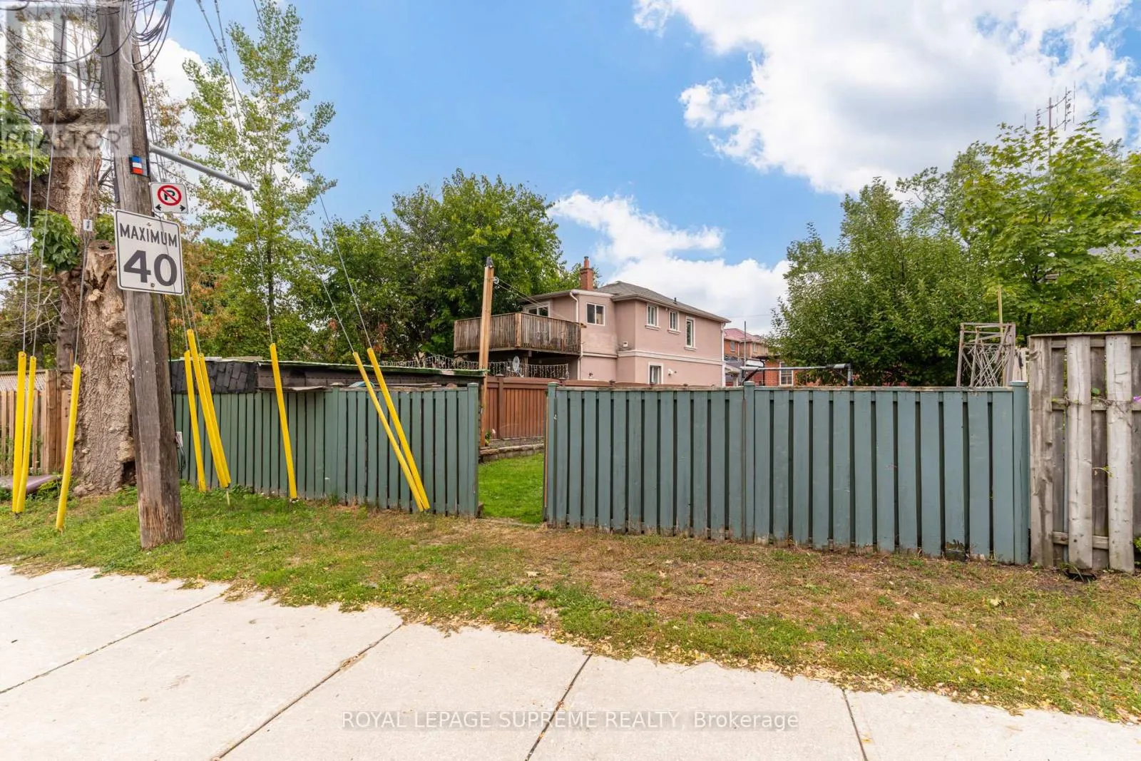 59 BUTTONWOOD AVENUE