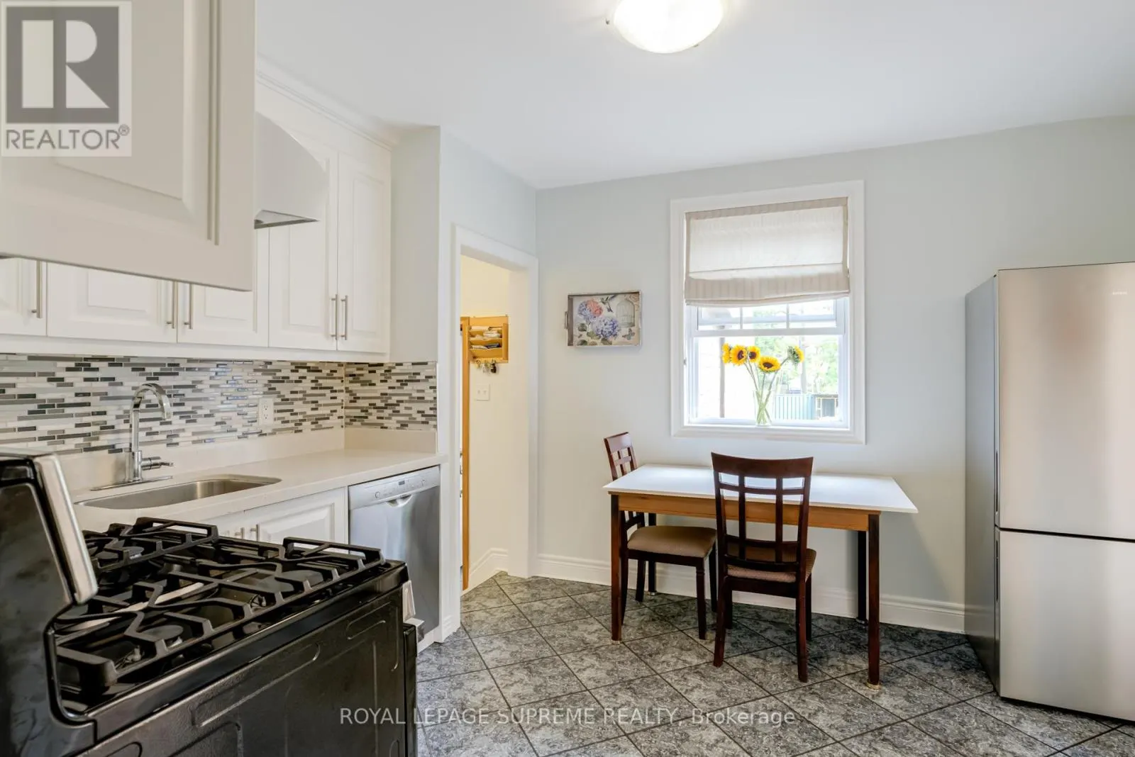 59 BUTTONWOOD AVENUE