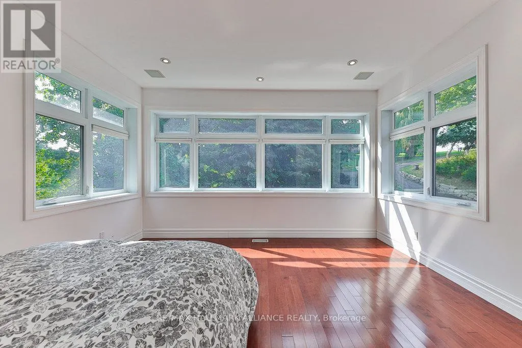 1200 BRONTE ROAD
