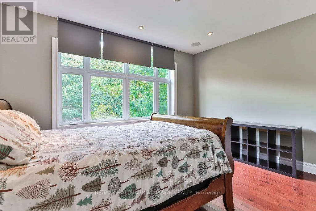 1200 BRONTE ROAD